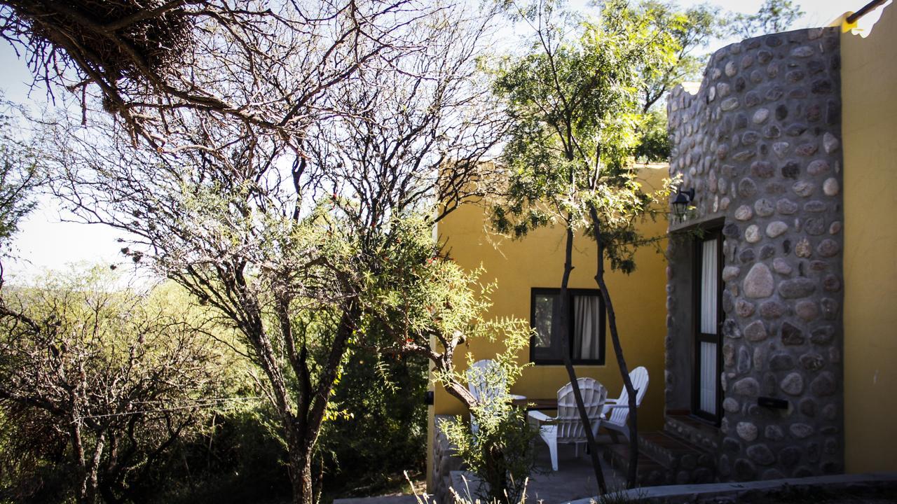 Cabanas El Arcano Capilla del Monte Bagian luar foto